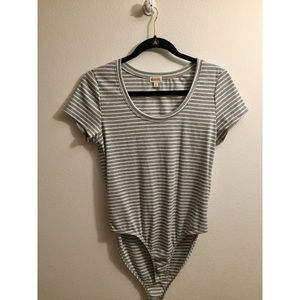 Gray & white striped bodysuit. Size large.